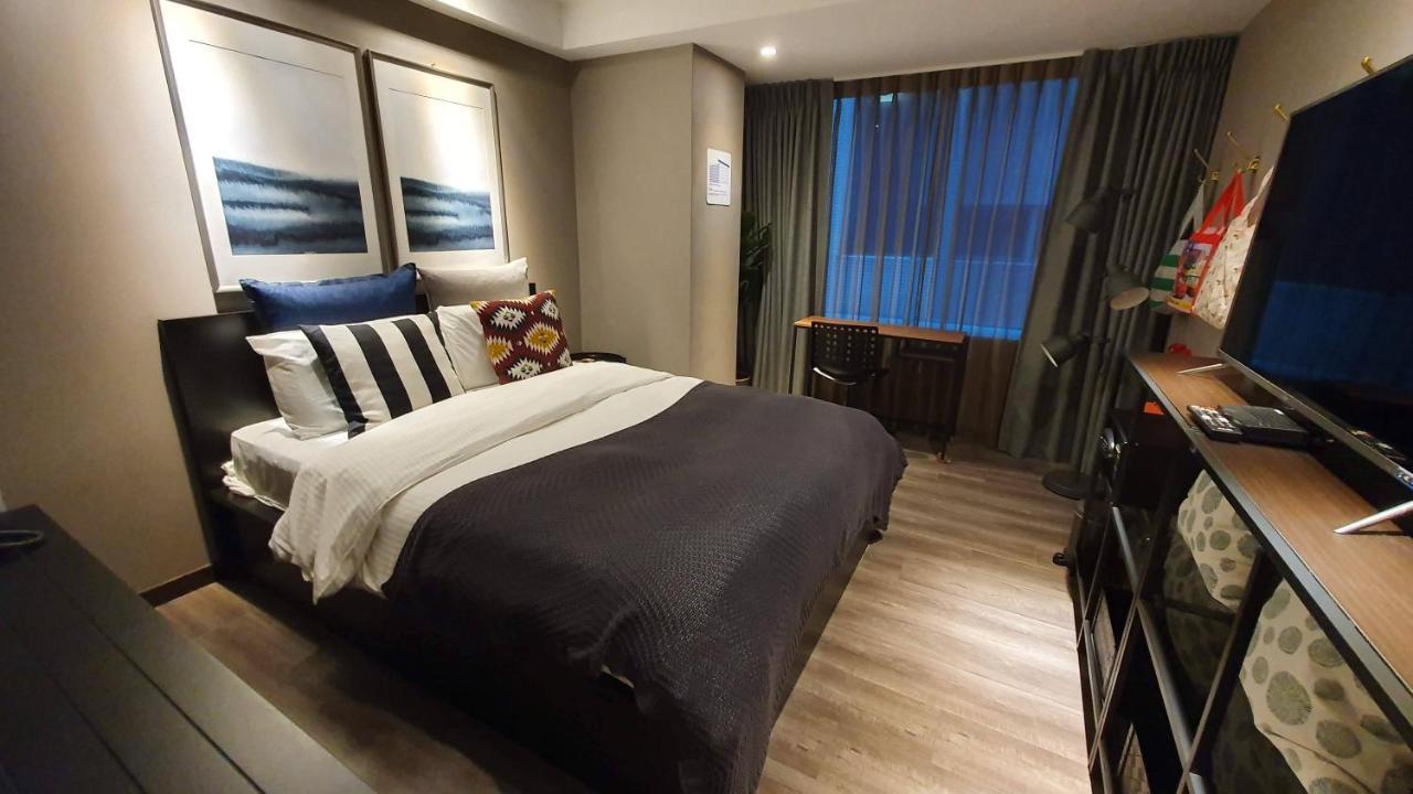 Yomi Hotel - Shuanglian Mrt Тайпей Екстериор снимка