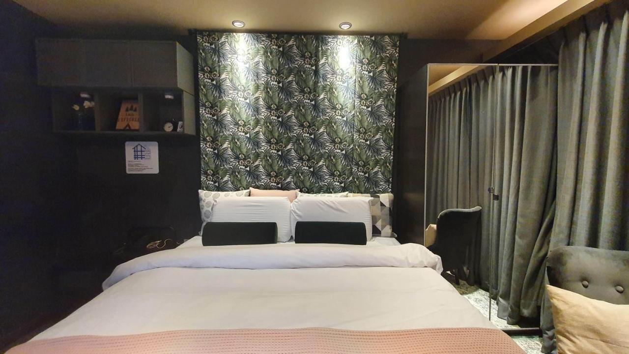 Yomi Hotel - Shuanglian Mrt Тайпей Екстериор снимка