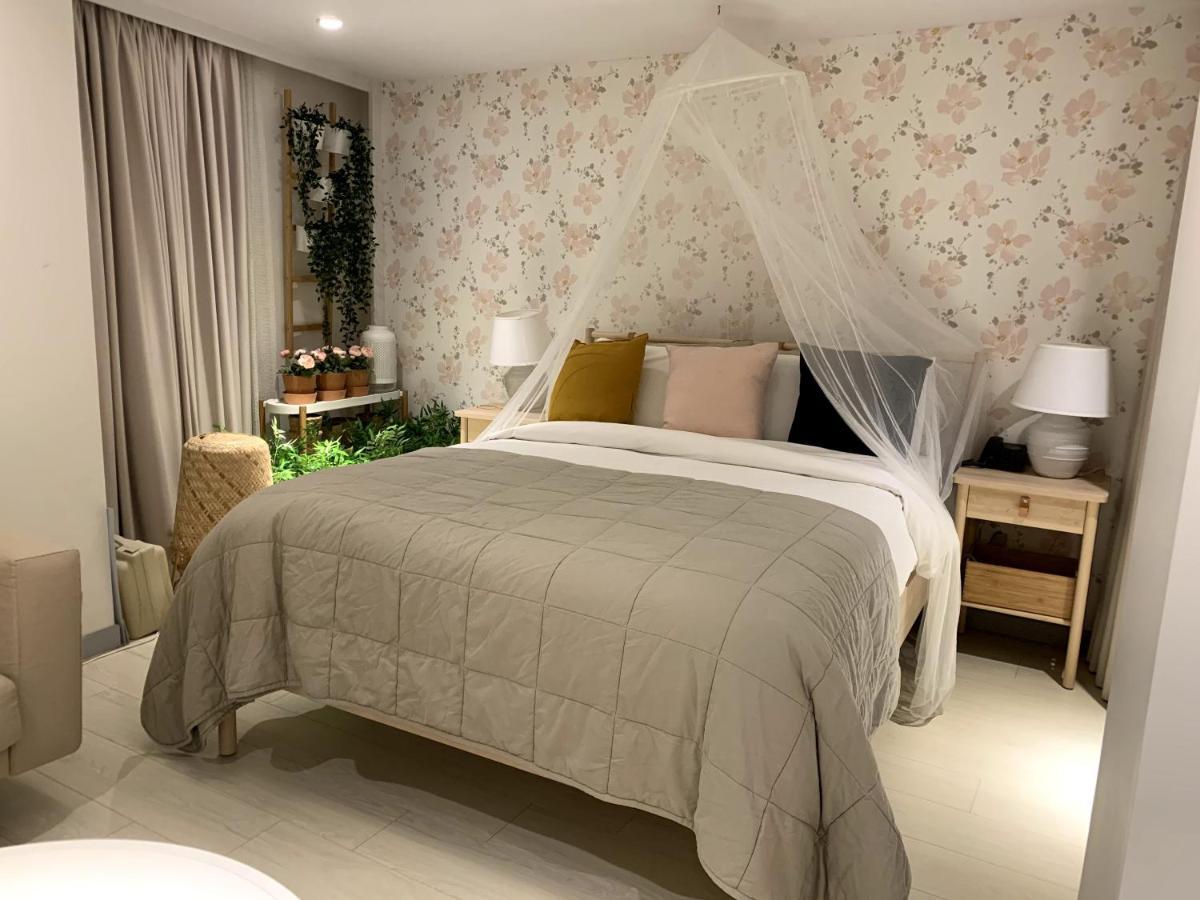 Yomi Hotel - Shuanglian Mrt Тайпей Екстериор снимка