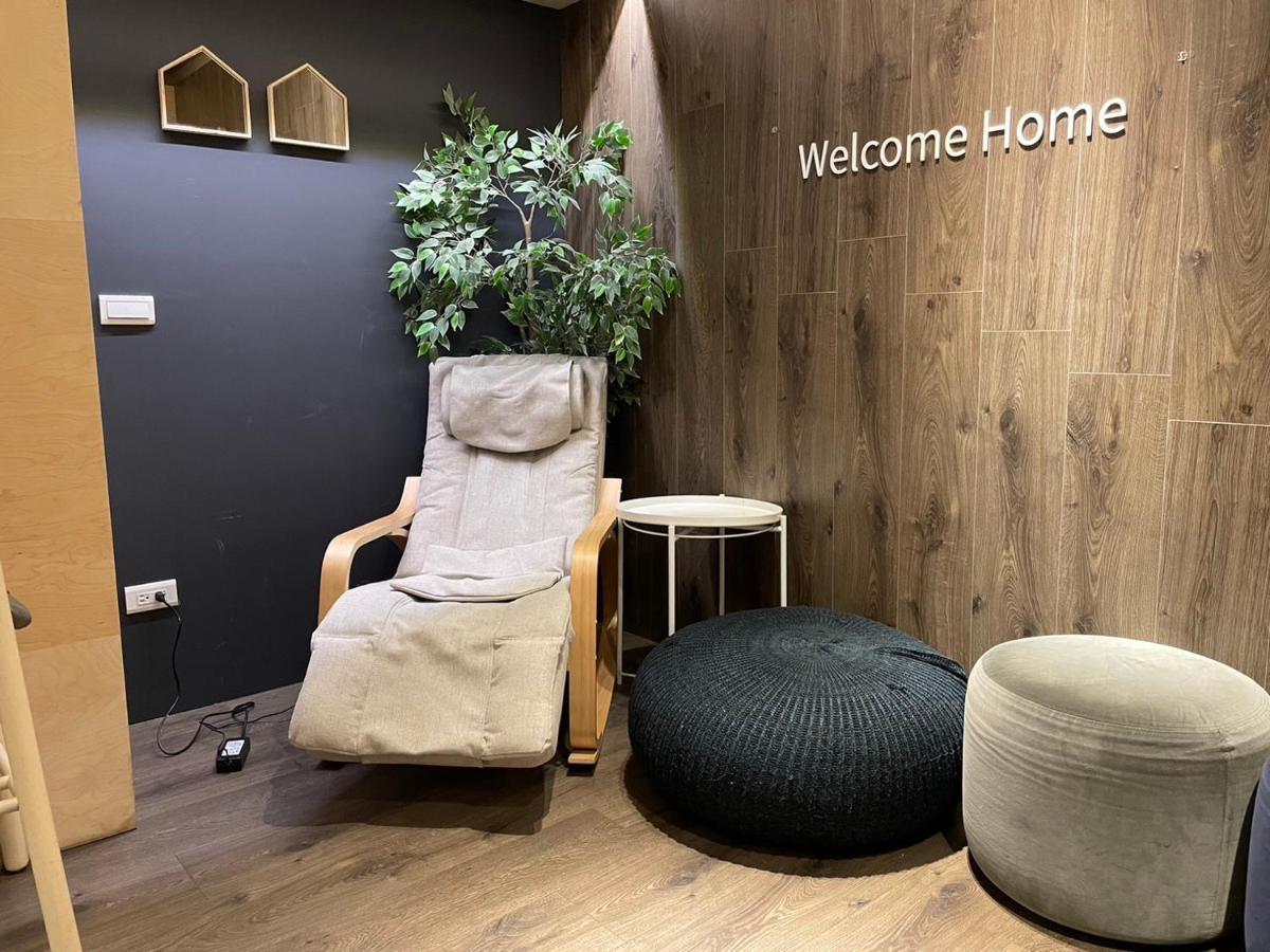 Yomi Hotel - Shuanglian Mrt Тайпей Екстериор снимка