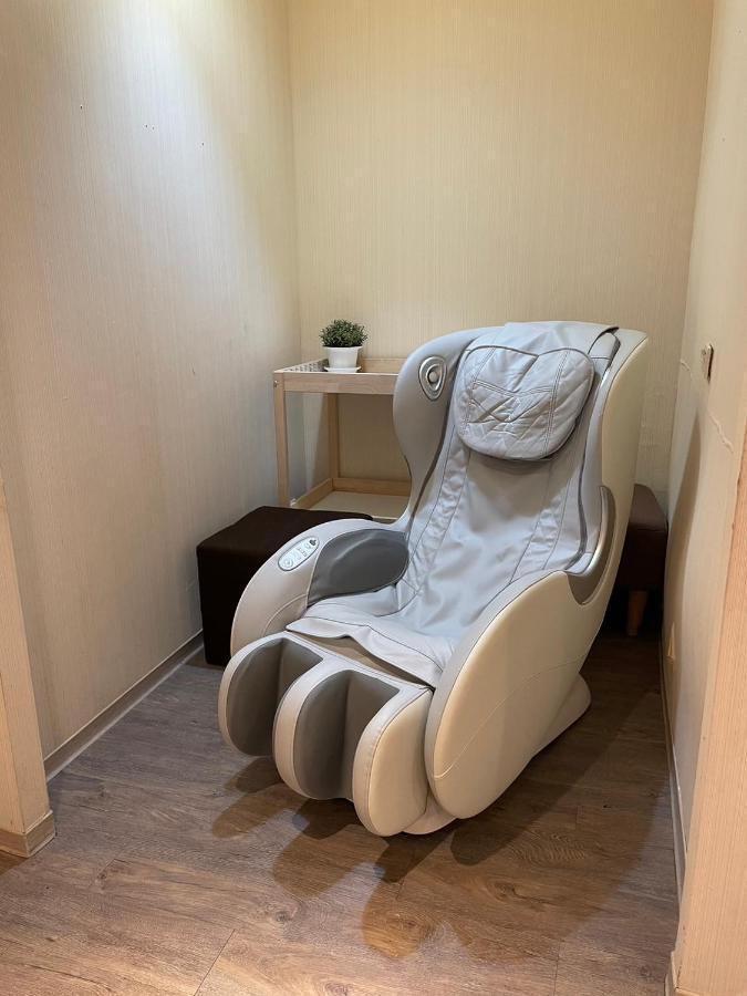 Yomi Hotel - Shuanglian Mrt Тайпей Екстериор снимка